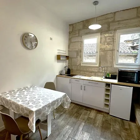 Appartement Duplex Dans Le Centre Historique *